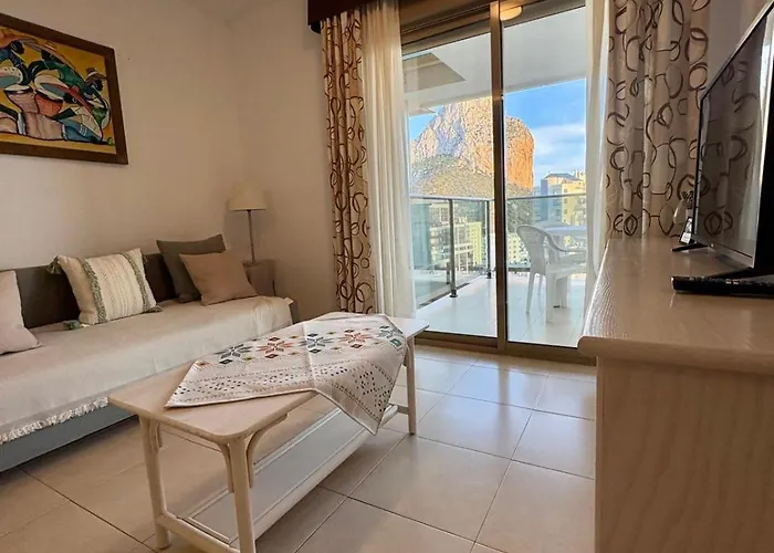 Apartment With Sea View Pool & Private Parking
